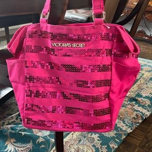 Victorias Secret Pink NEW Tote Shoulder bag. Measurements:20”x13”x7/25”, H21/50”